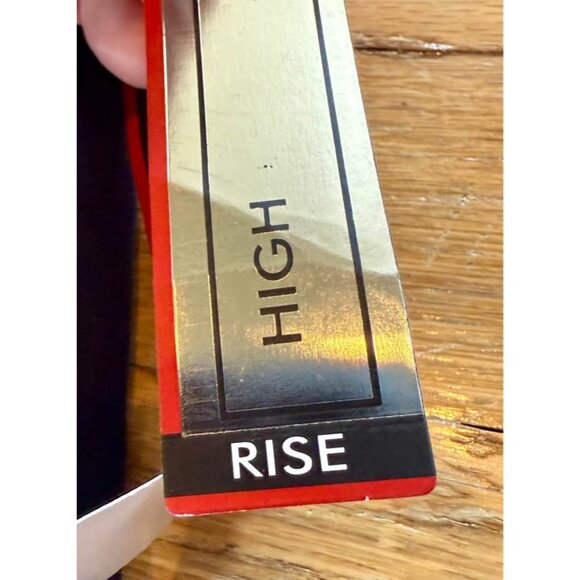 NWT Fit USA Women’s Shorts Size Large Blue - Picture 6 of 6